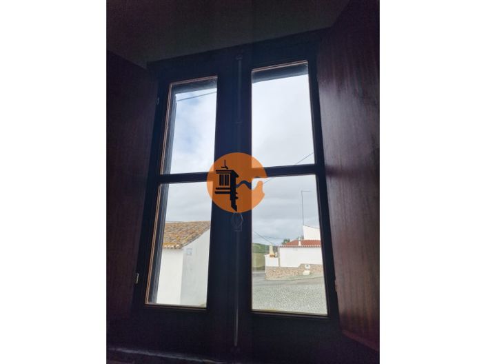 Image No.17-2 Bed House for sale