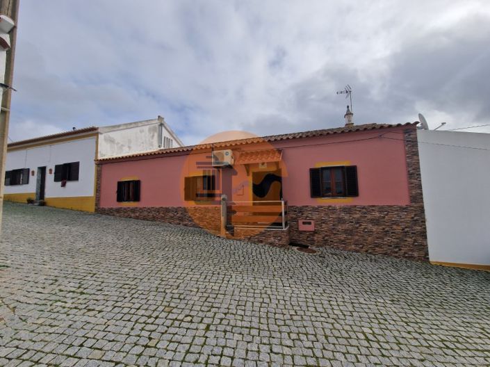 Image No.2-2 Bed House for sale