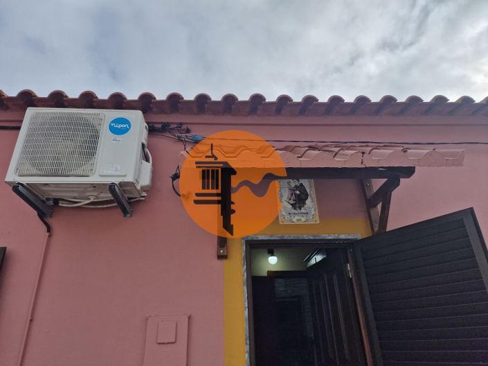 Image No.5-2 Bed House for sale