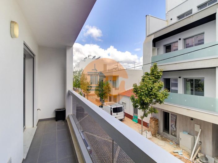 Image No.1-2 Bed Apartment for sale