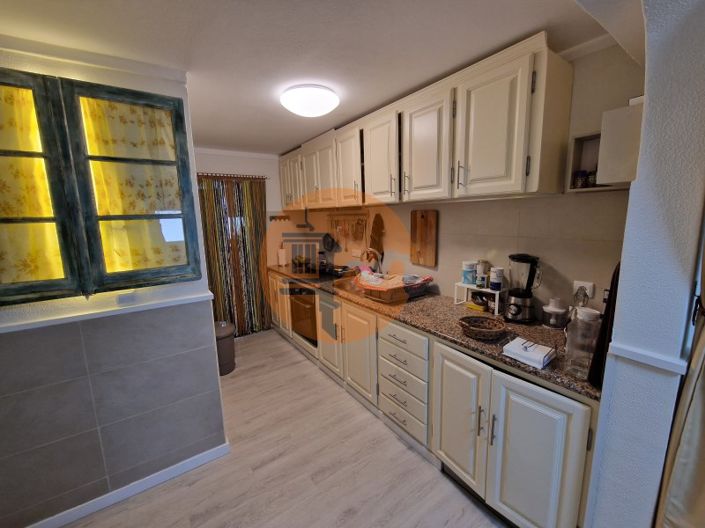 Image No.15-2 Bed House for sale