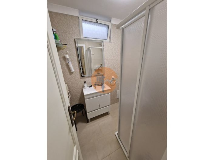 Image No.34-2 Bed House for sale