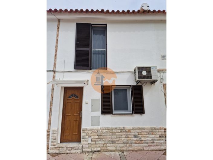 Image No.4-2 Bed House for sale