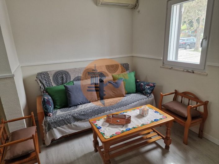 Image No.7-2 Bed House for sale