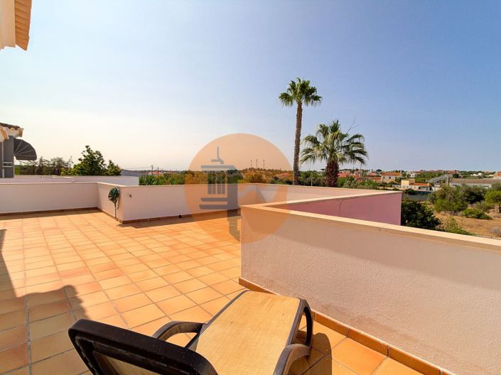 Image No.31-5 Bed House for sale