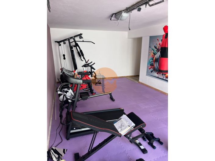 Image No.13-5 Bed House for sale