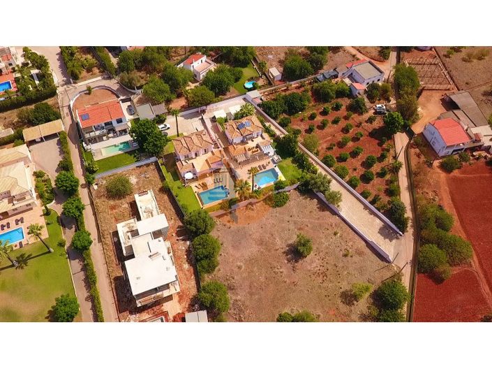 Image No.50-5 Bed House for sale