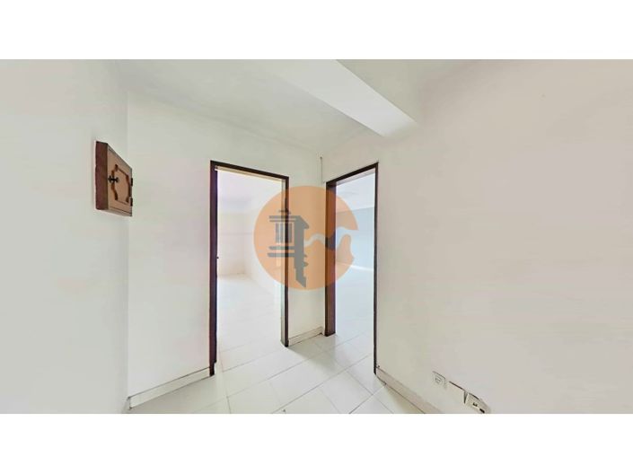 Image No.10-3 Bed Apartment for sale