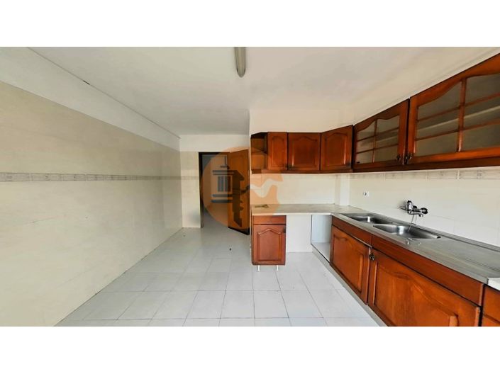 Image No.11-3 Bed Apartment for sale