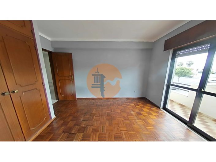 Image No.32-3 Bed Apartment for sale