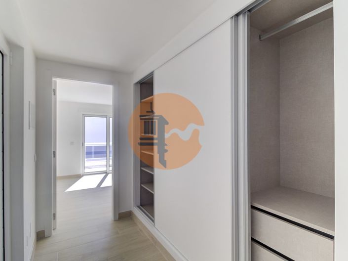 Image No.39-1 Bed Apartment for sale