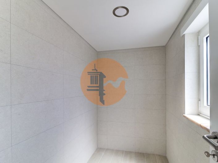 Image No.34-1 Bed Apartment for sale