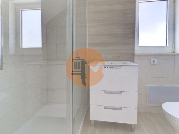 Image No.20-1 Bed Apartment for sale