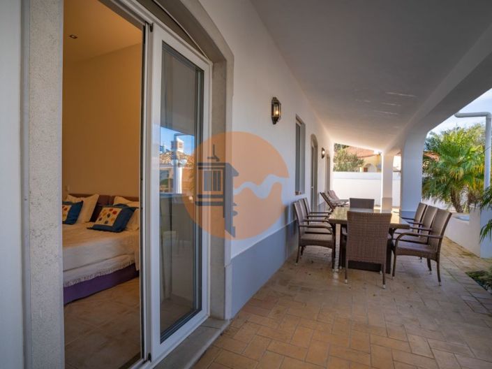 Image No.19-4 Bed House for sale