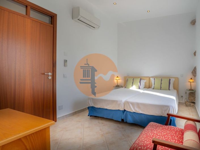 Image No.39-4 Bed House for sale