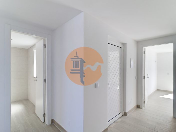 Image No.34-1 Bed Apartment for sale