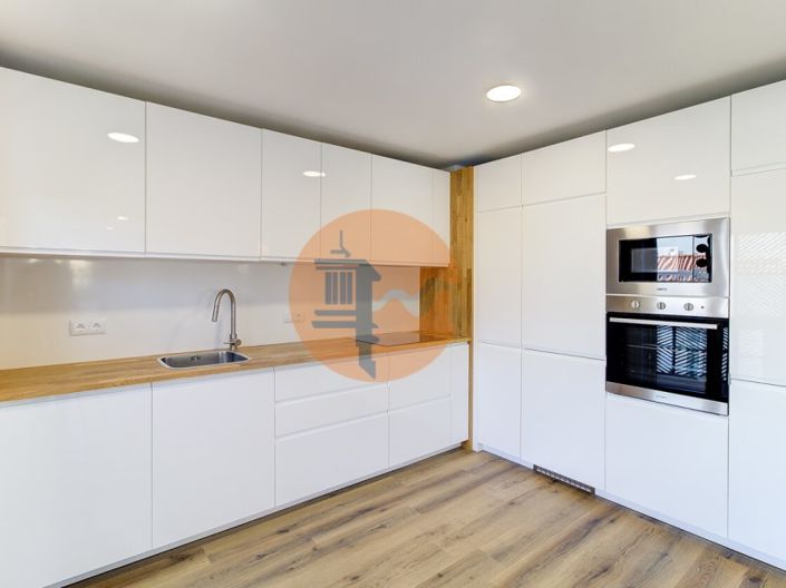 Image No.1-3 Bed Apartment for sale
