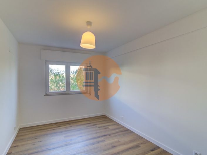 Image No.15-3 Bed Apartment for sale