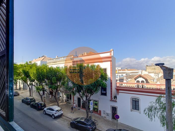 Image No.23-3 Bed Apartment for sale