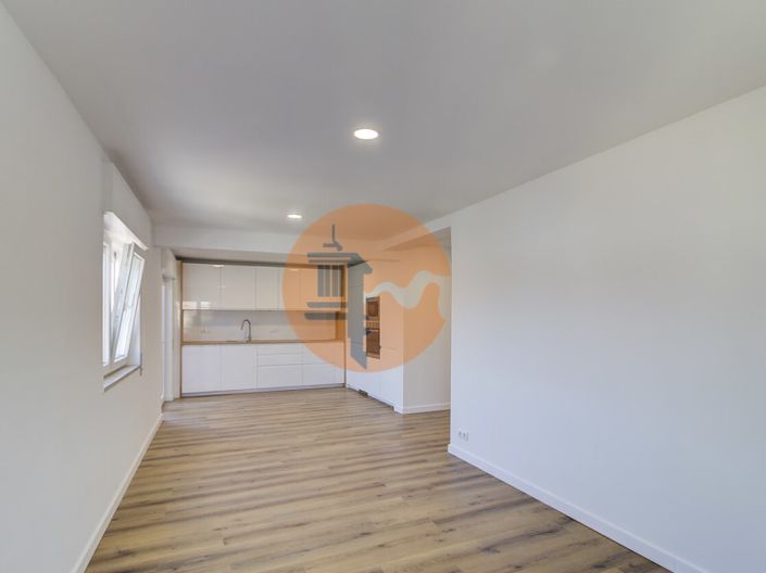 Image No.9-3 Bed Apartment for sale