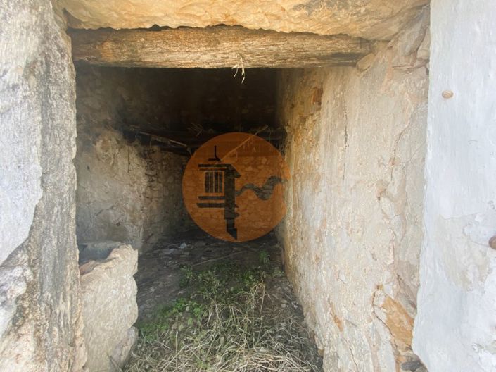 Image No.10-1 Bed House for sale