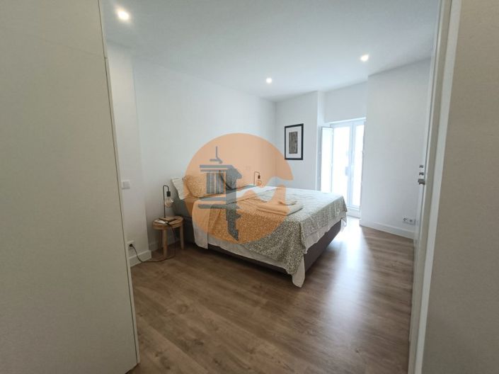 Image No.30-2 Bed Apartment for sale