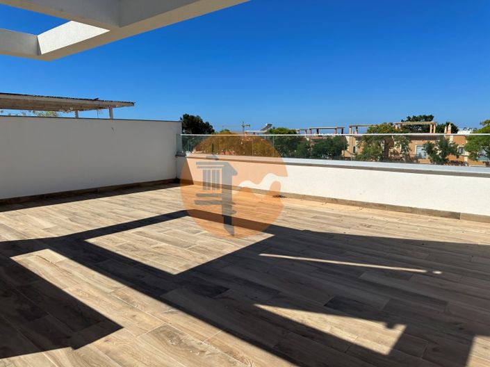 Image No.29-3 Bed House for sale