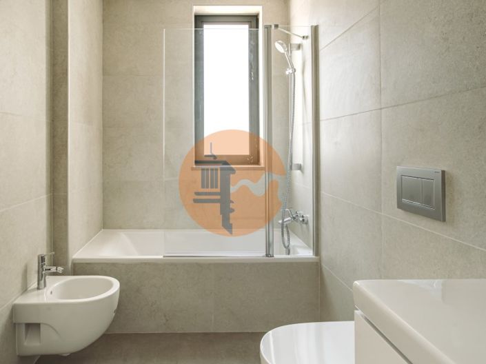 Image No.39-3 Bed House for sale