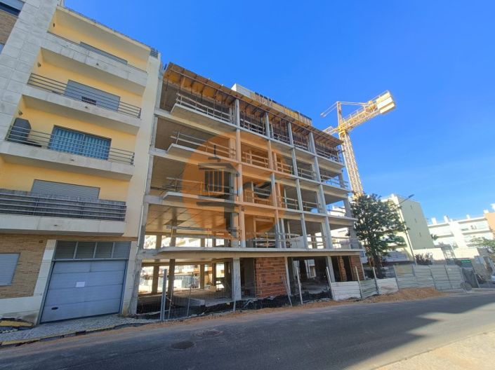 Image No.21-2 Bed Apartment for sale