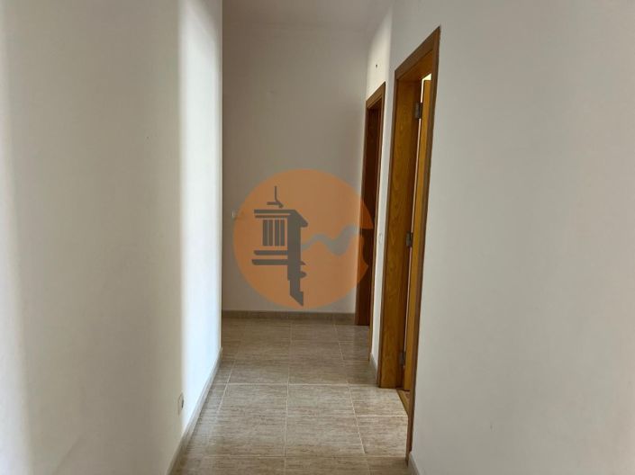 Image No.20-3 Bed Apartment for sale