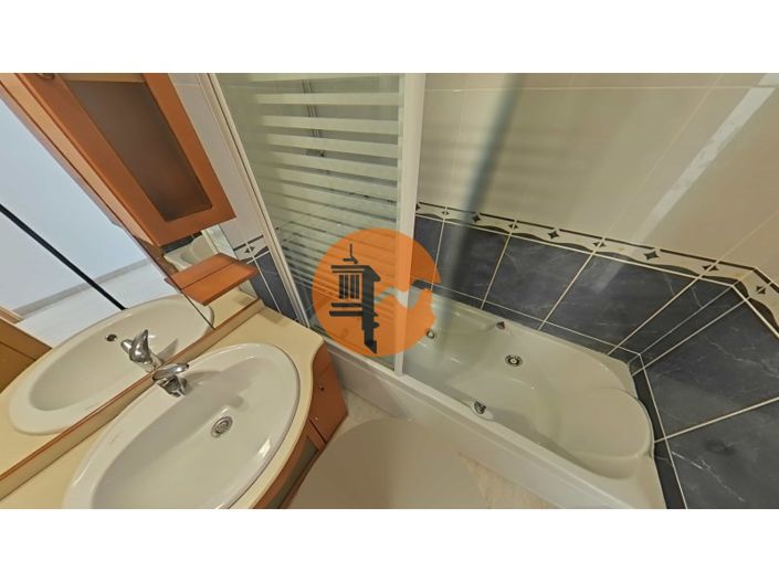 Image No.51-3 Bed Apartment for sale