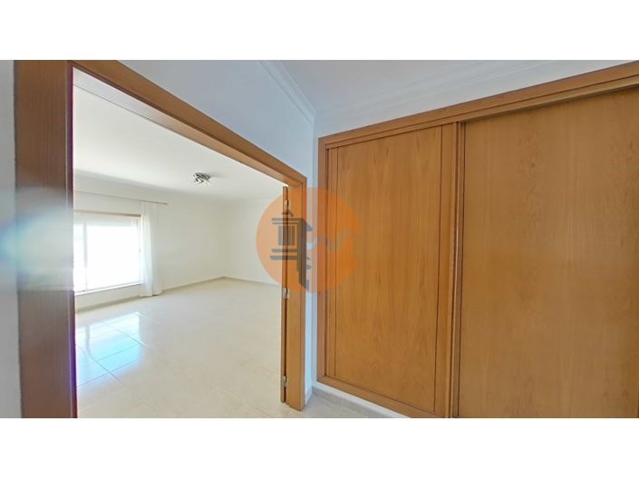 Image No.53-3 Bed Apartment for sale