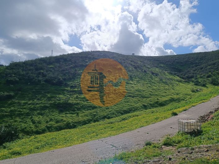 Image No.18-3 Bed Commercial for sale