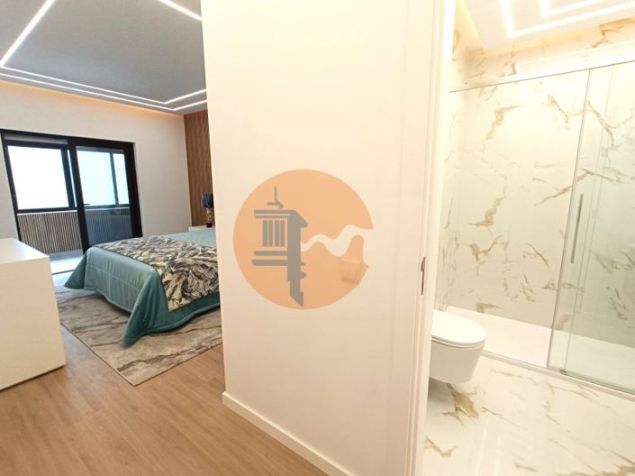 Image No.13-3 Bed Apartment for sale