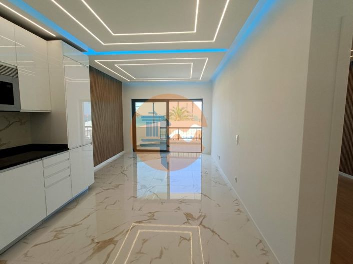 Image No.15-3 Bed Apartment for sale