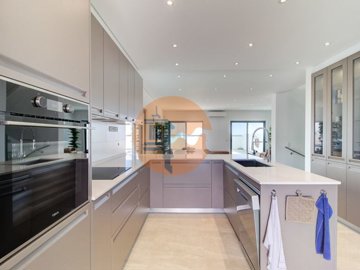 id931e8701-0000-0500-0000-000016074c94