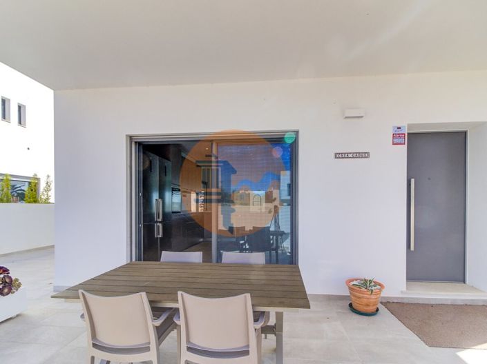 Image No.48-3 Bed House for sale