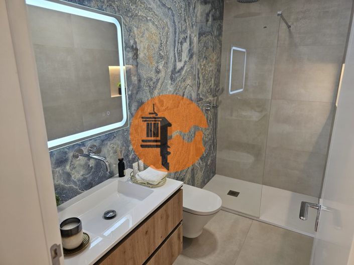 Image No.29-4 Bed House for sale