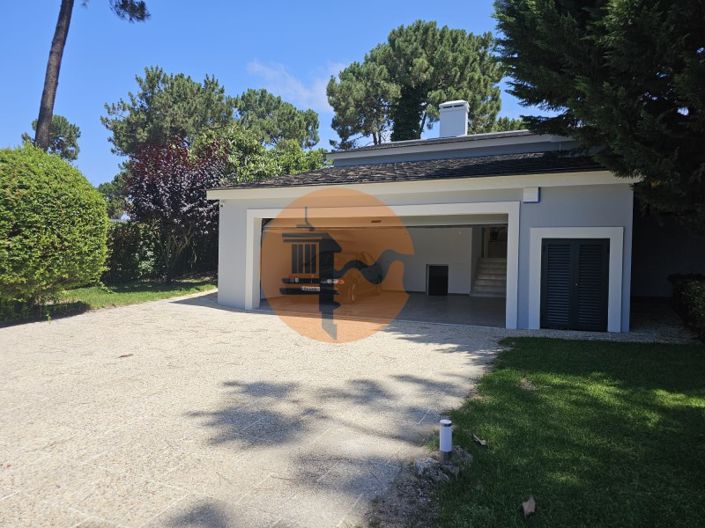 Image No.3-4 Bed House for sale