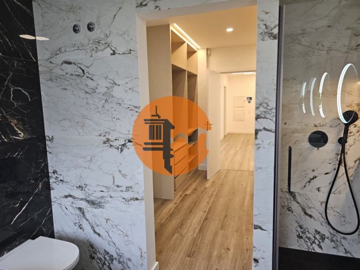 Image No.48-4 Bed House for sale