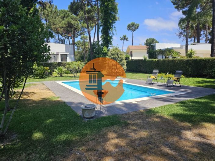 Image No.77-4 Bed House for sale