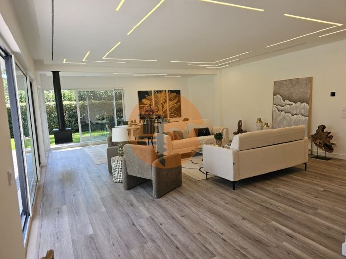 Image No.86-4 Bed House for sale