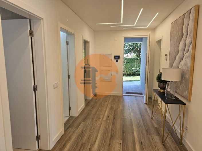 Image No.88-4 Bed House for sale