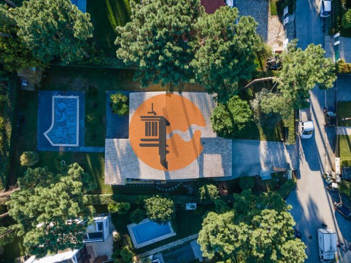 Image No.90-4 Bed House for sale