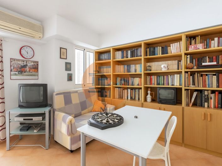 Image No.14-1 Bed House for sale