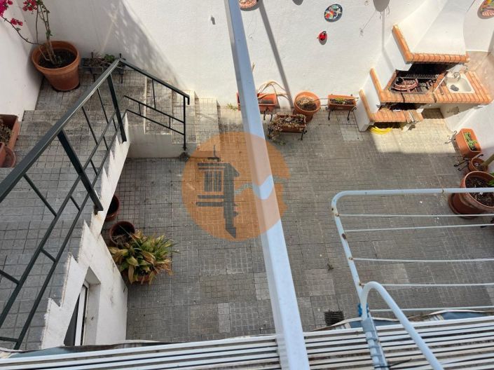 Image No.27-1 Bed House for sale