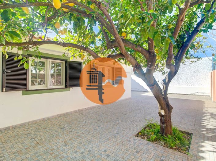 Image No.10-4 Bed House for sale