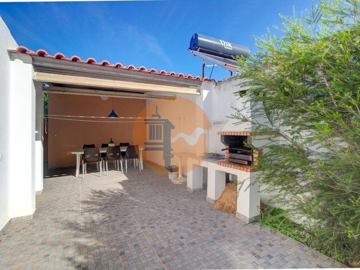 Image No.17-4 Bed House for sale