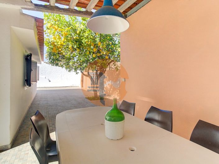 Image No.20-4 Bed House for sale