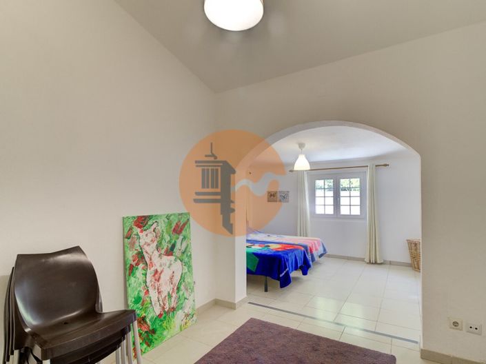 Image No.34-4 Bed House for sale